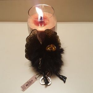 VICTORIA SECRET Key chain